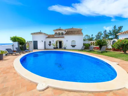 Villa Atardecer – vue mer et montagnes, piscine, 200 m de la plage : photo 42