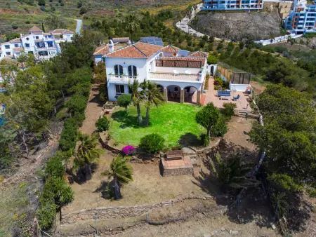 Villa Atardecer – vue mer et montagnes, piscine, 200 m de la plage : photo 51