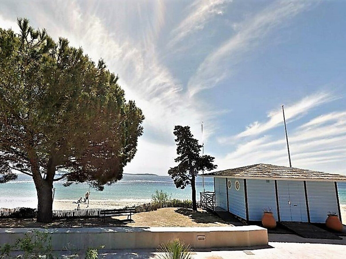 T2 climatisé terrasse 17m² – Le Lavandou - Photo 15