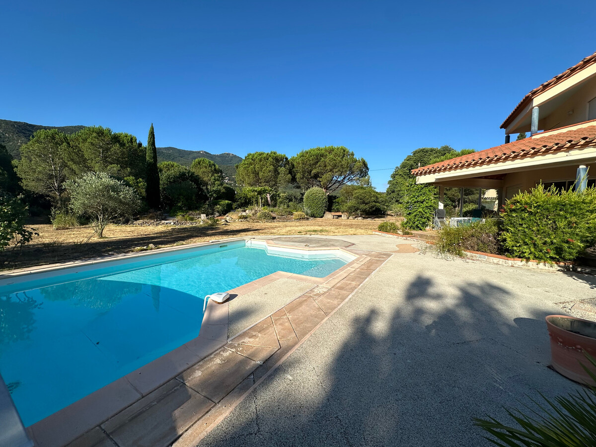 Villa 4 faces avec piscine privée à Laroque-des-Albères - Photo 2