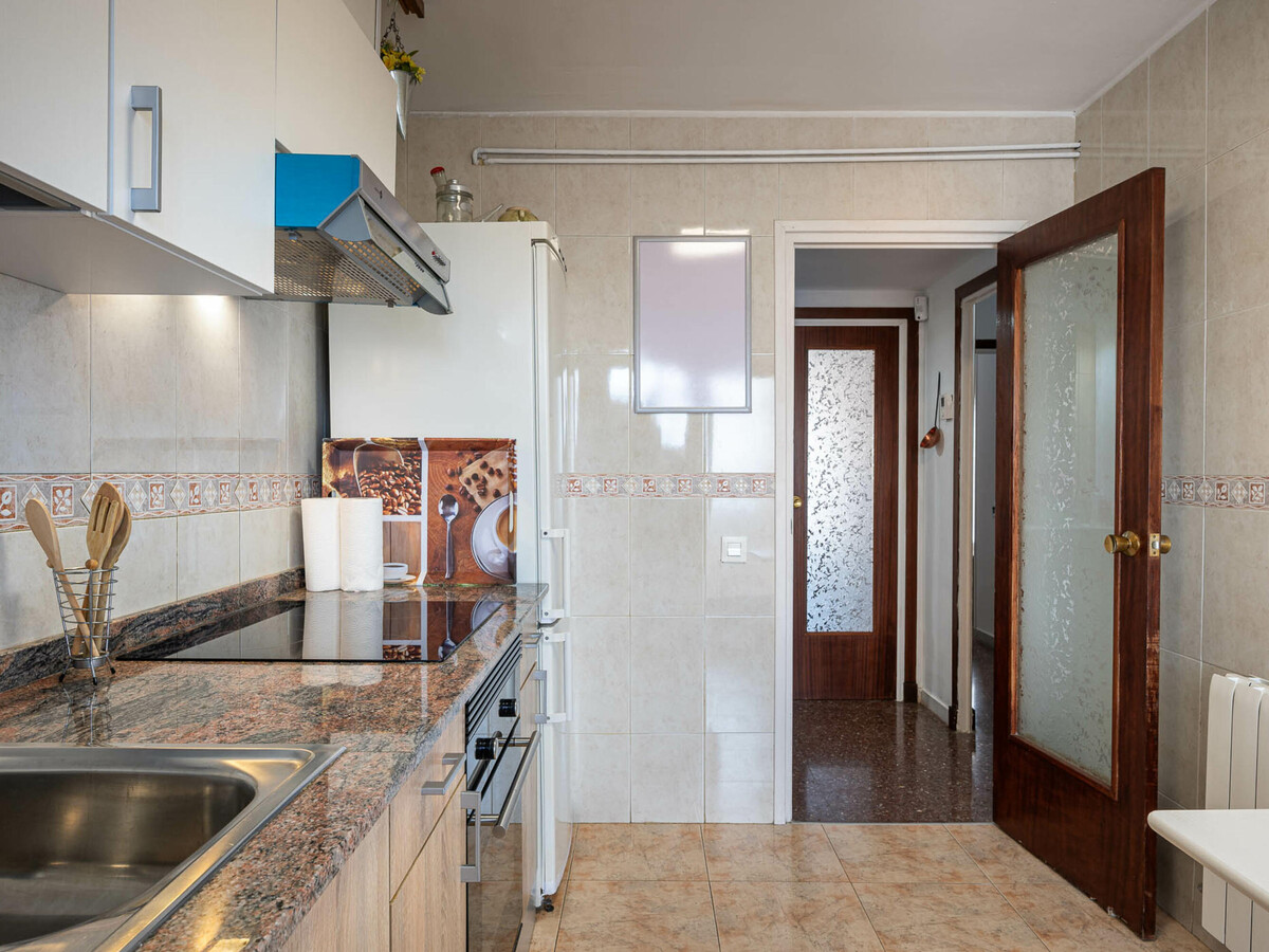 Appartement 3 chambres à 850 m de la plage - Photo 12