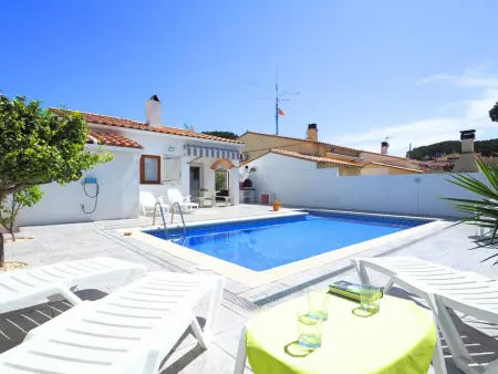 Villa élégante à L'Escala avec piscine privée et Wi-Fi - Photo 1