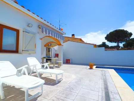 Villa élégante à L'Escala avec piscine privée et Wi-Fi - Photo 3