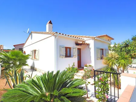 Villa élégante à L'Escala avec piscine privée et Wi-Fi - Photo 4
