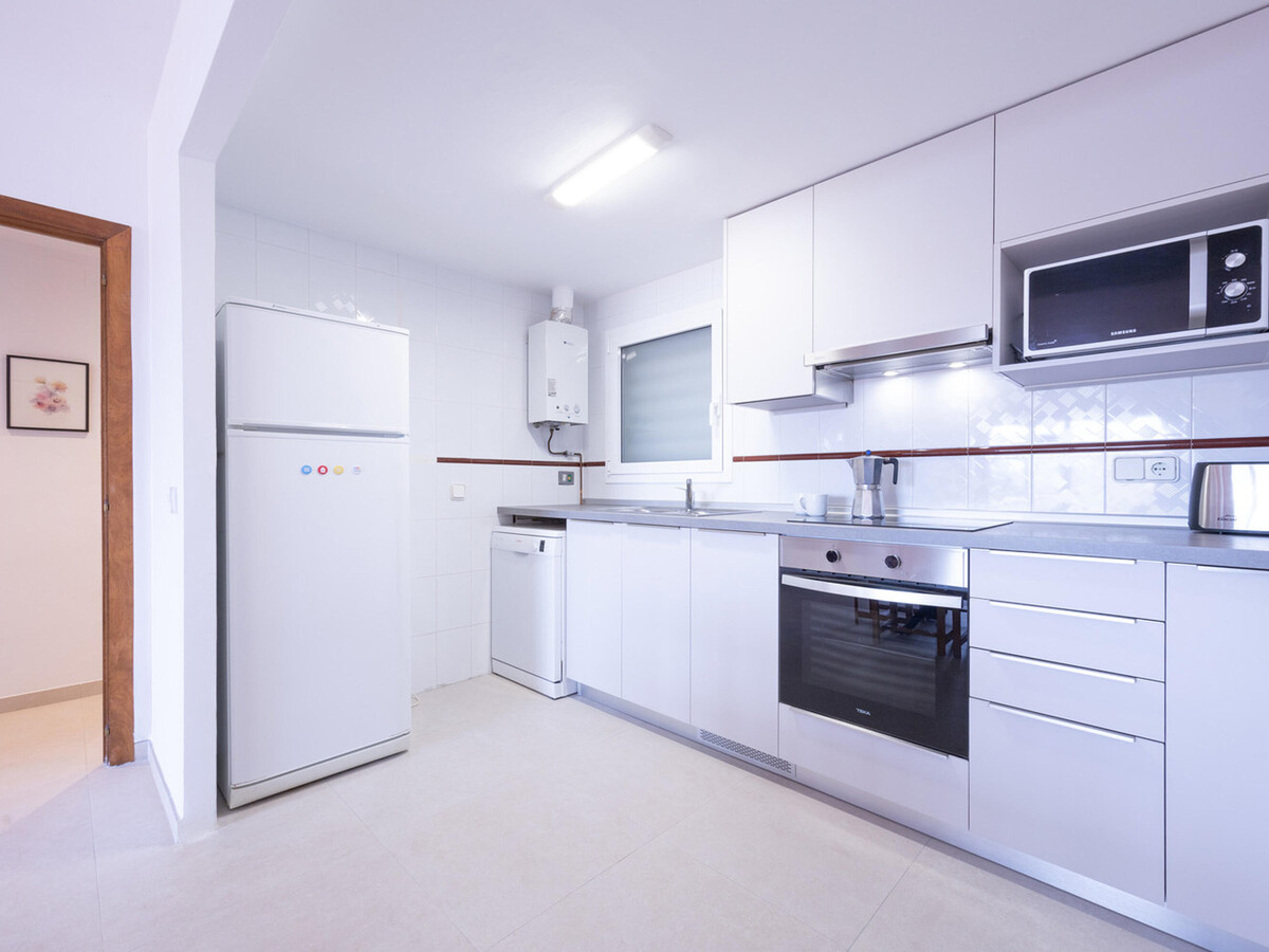 Blanc Canigó 1 : appartement face à la mer à L'Escala - Photo 13