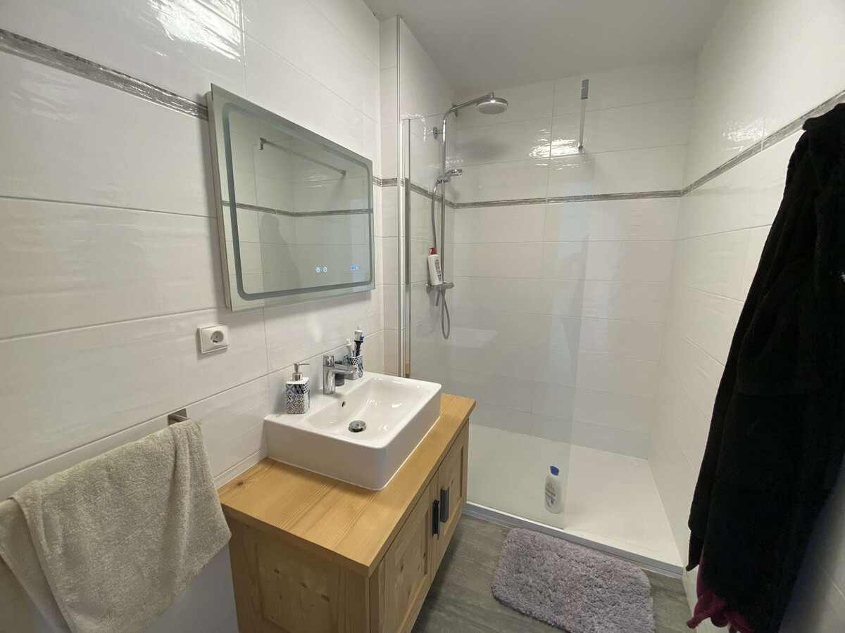Chalet 150m² 3 chambres, garage et terrasse, Arêches-Beaufort - Photo 10
