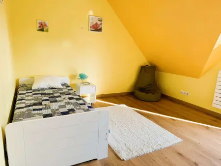 Maison lumineuse La Forêt-Fouesnant proche plage, golf, avec salle de détente et 5 chambres - Photo 15
