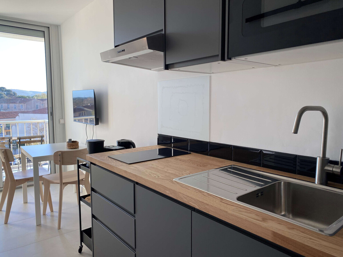 Studio rénové Balaruc-les-Bains, balcon près Thermes - Photo 5