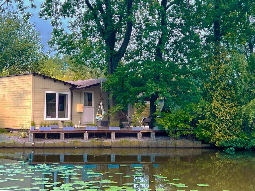 Charlie's Chalet, au bord de l'eau à Geel - Photo 10