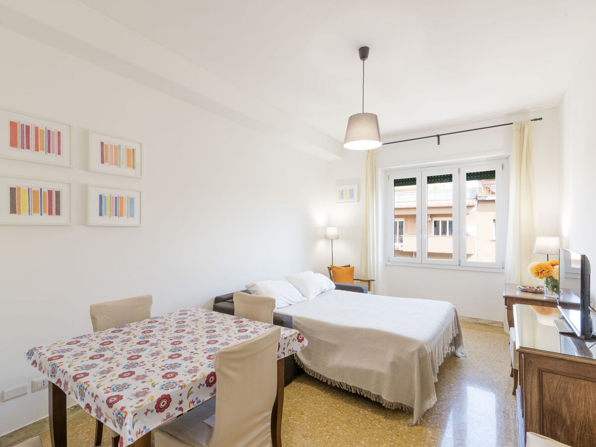Appartement Renato Roma – 90 m² au 7e étage, balcon - Photo 1