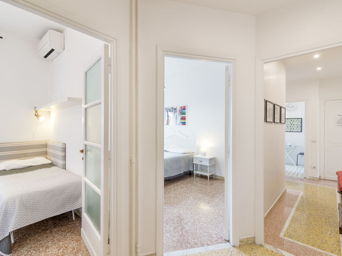 Appartement Renato Roma – 90 m² au 7e étage, balcon - Photo 12