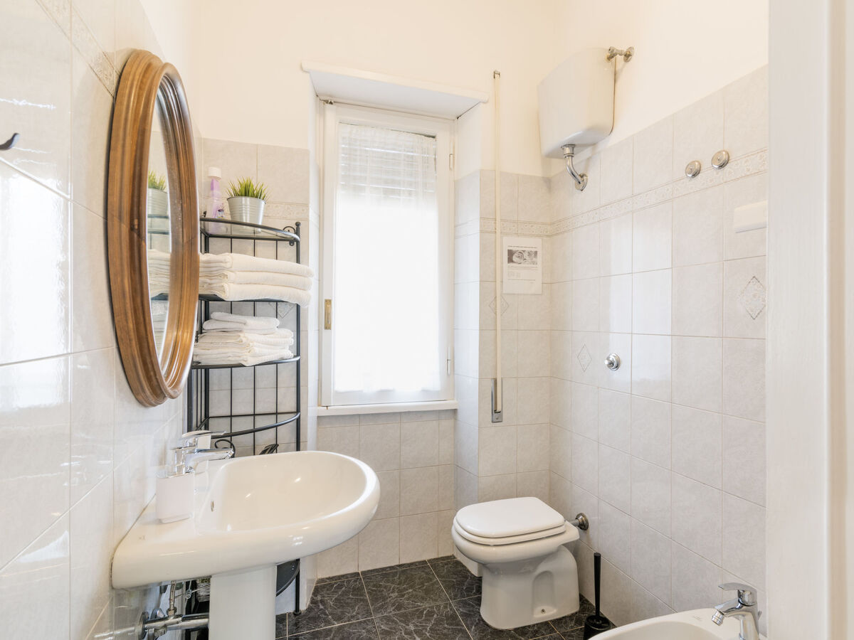 Appartement Renato Roma – 90 m² au 7e étage, balcon - Photo 16