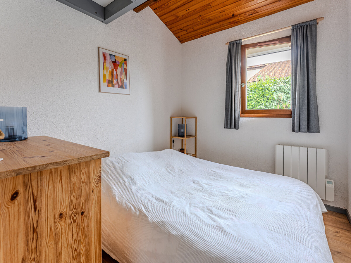 Maison mitoyenne 300m plage, cour et parking à Biscarrosse - Photo 7
