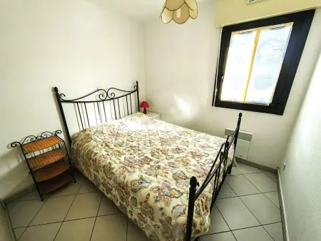 T2 rez-de-jardin avec terrasse et parking privé, Cap d'Agde : photo 7