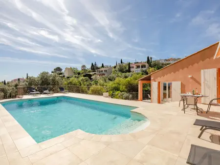 Le Chardin, maison 115 m² avec piscine à Saint Aygulf : photo 18