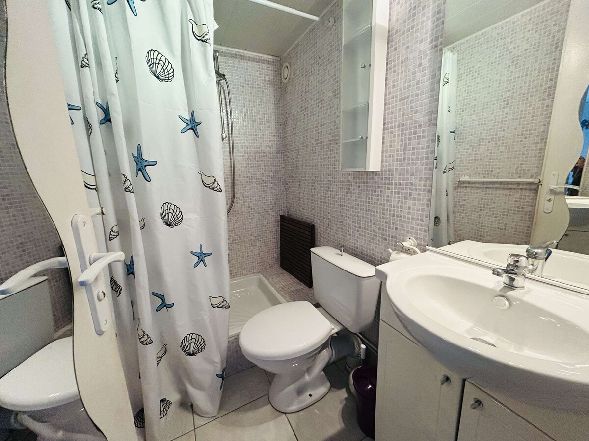 Studio rénové Cap d'Agde avec accès plage - Photo 9