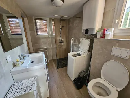 Mini-villa climatisée - 4 pers - Piscine, plage à proximité - Terrasse et BBQ - Parking privatif - Photo 6