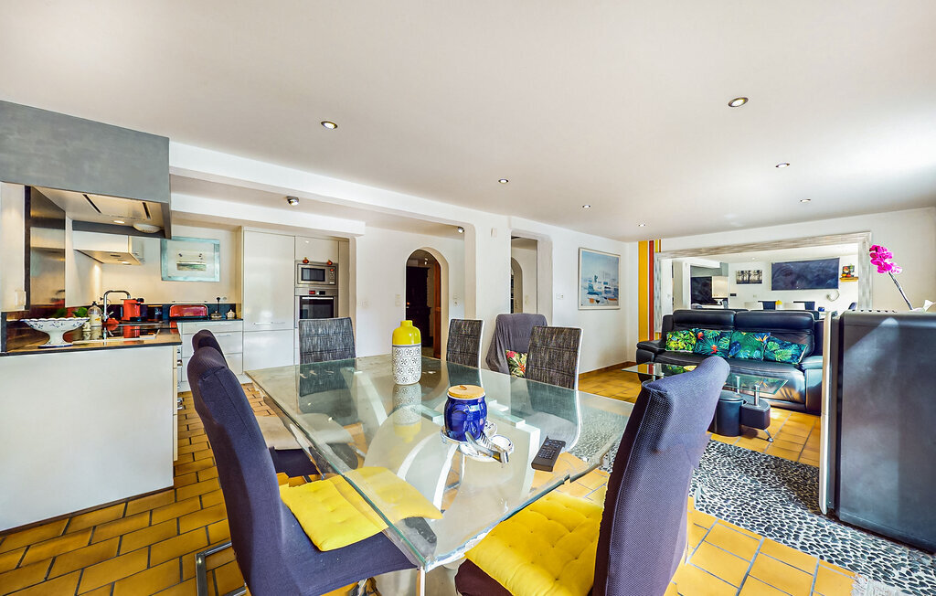 Maison 130 m² en forêt, accès direct pistes cyclables - Photo 5