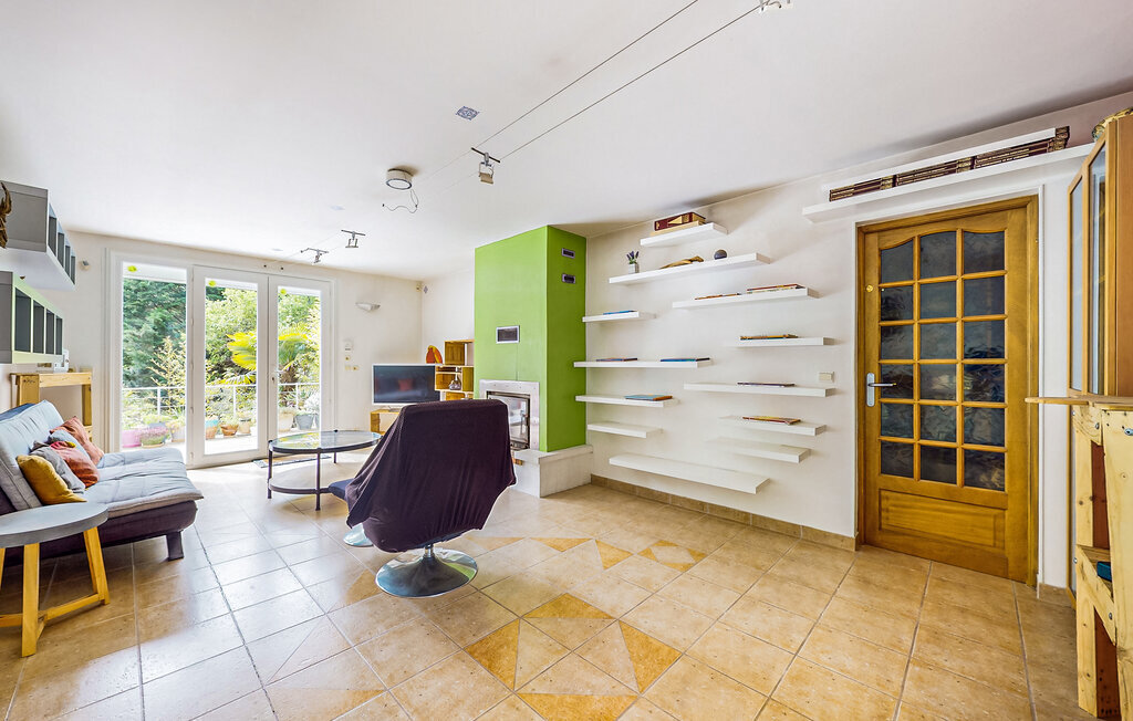 Maison 130 m² en forêt, accès direct pistes cyclables - Photo 13