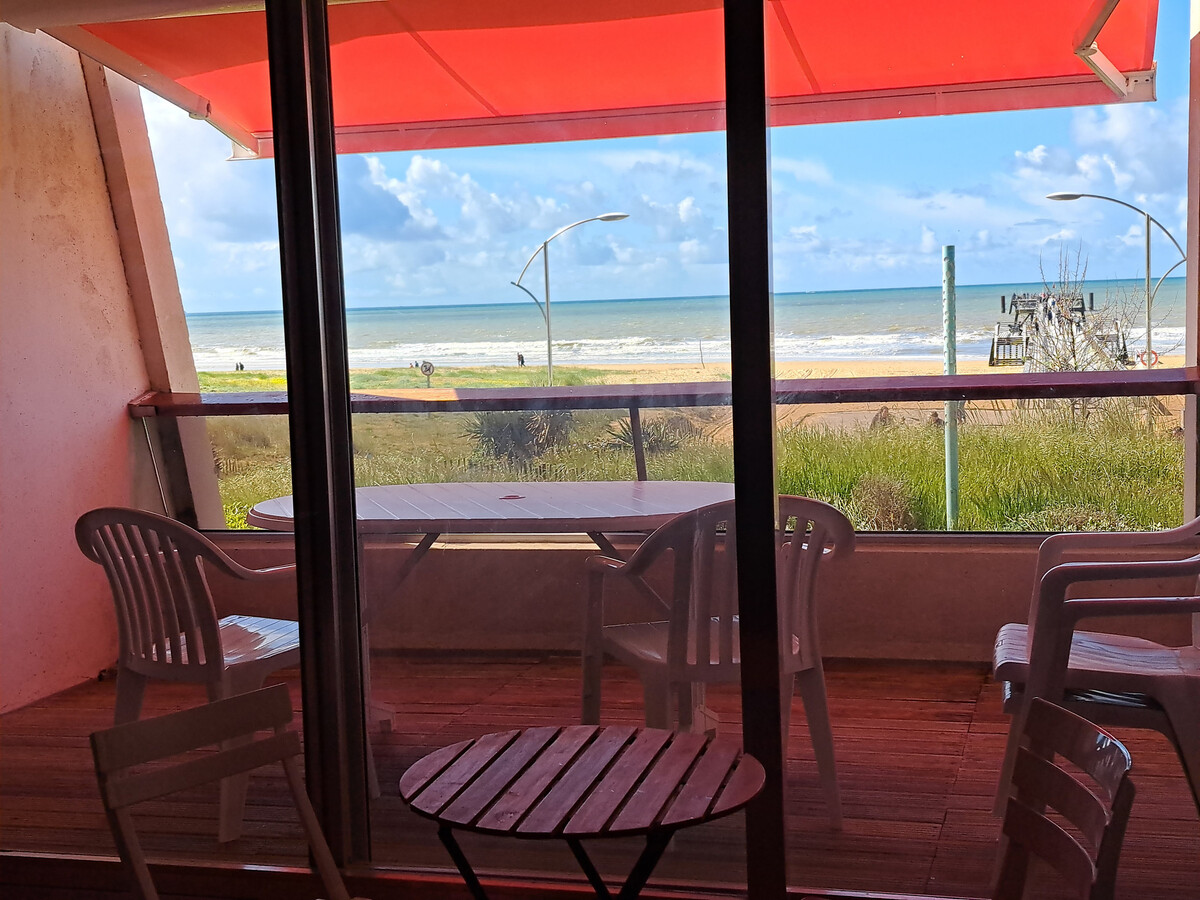 Marina – Appartement 55m² face mer avec balcon - Photo 1