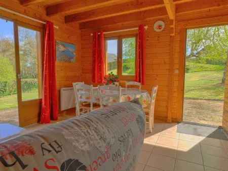 Cottage du Lac, Location Chalet 5 personnes à Camps Saint Mathurin Léobazel - Photo 3