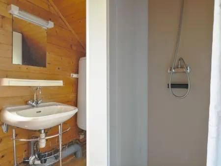 Cottage du Lac, Location Chalet 5 personnes à Camps Saint Mathurin Léobazel - Photo 13