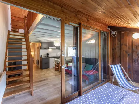 Location appartement à Cauterets, T2 rénové avec terrasse, parking privé, local vélos à Cauterets