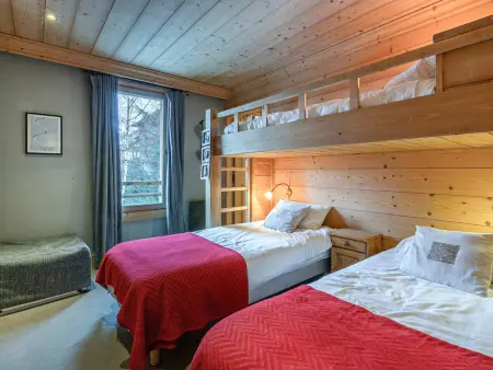 Chalet de Standing avec Cheminée et Sauna, Proche du Centre de Val-d'Isère - Photo 12