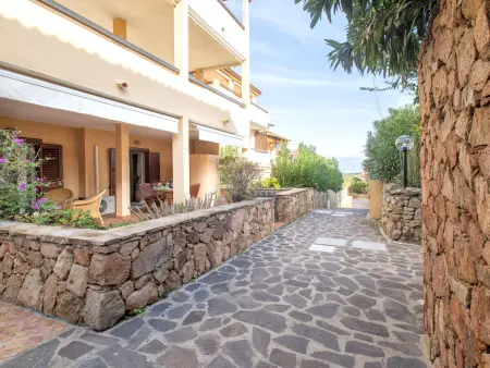 Appartement 3 pièces Baia de Bahas, 300 m de la mer : photo 4