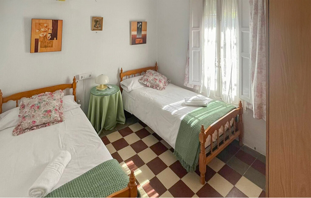 Gorgeous home in Malaga, Maison 5 personnes à Malaga - Photo 18