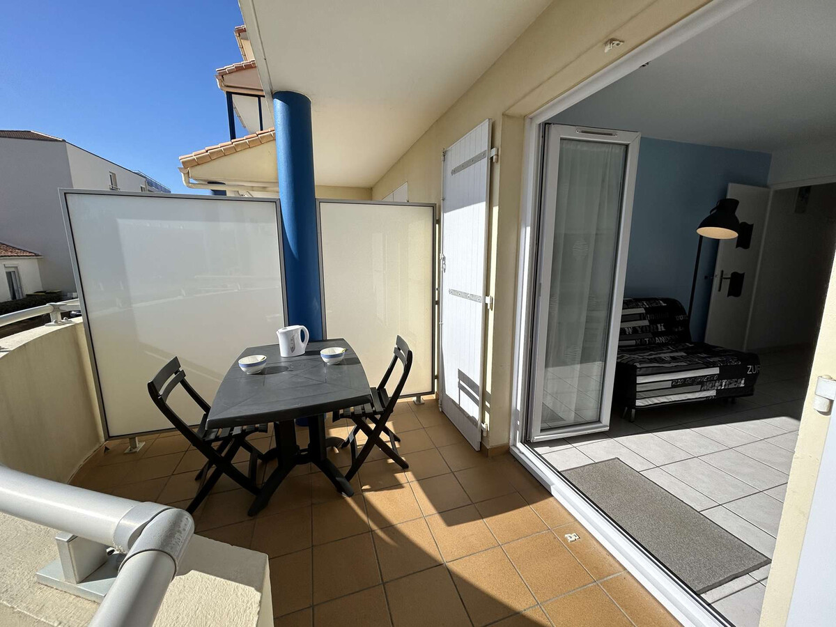 Studio cabine face à la mer avec balcon et parking - Photo 4