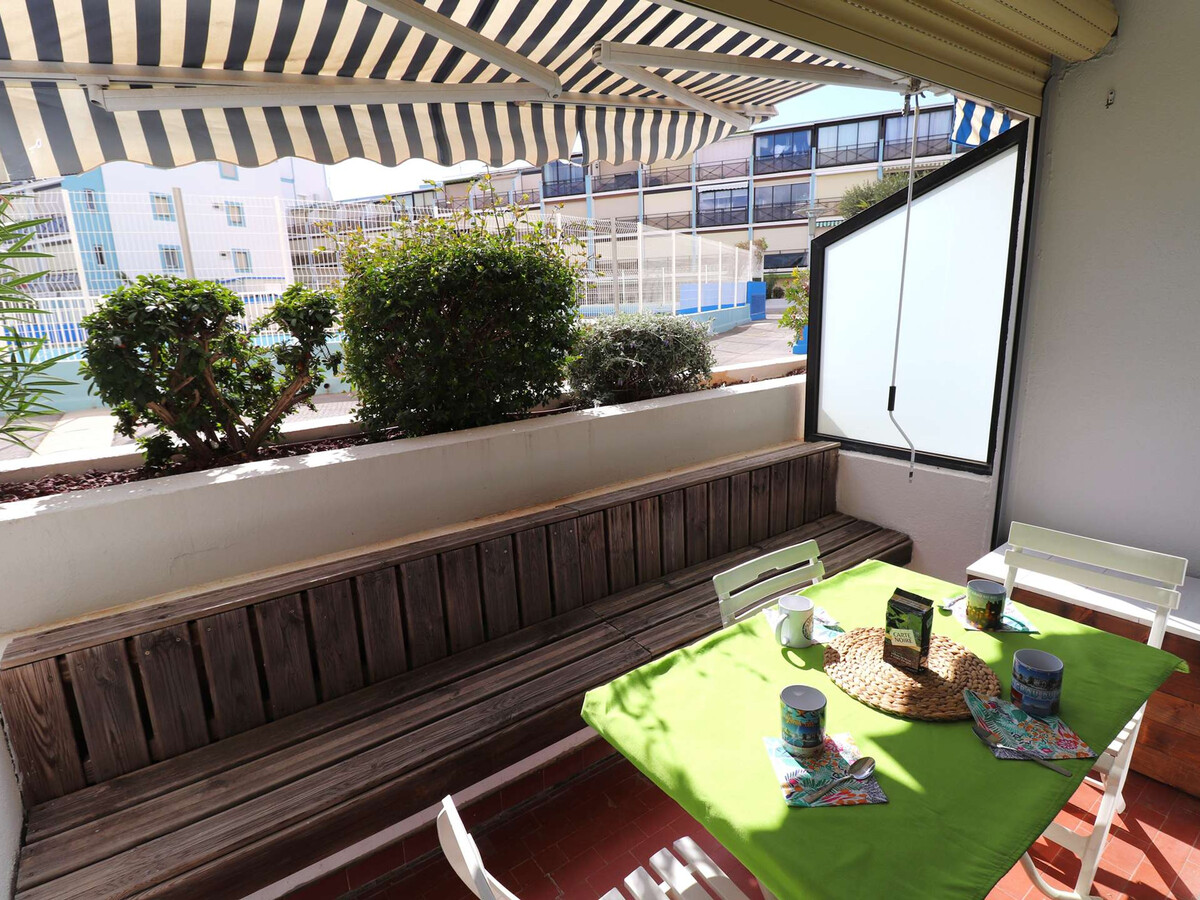 Studio Le Lagon Bleu - Terrasse piscine au Grau-du-Roi - Photo 1