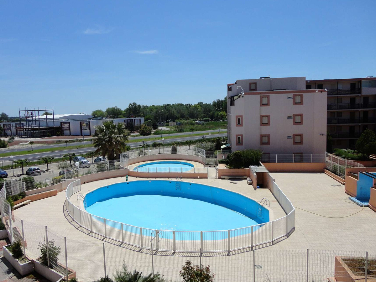 Studio Le Lagon Bleu - Terrasse piscine au Grau-du-Roi - Photo 13