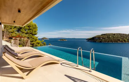 Location maison à Blato