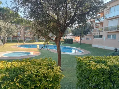 Location appartement à Pals, Appartement Rez-de-Jardin à Pals - 6 Pers, Piscine, Proche Plage