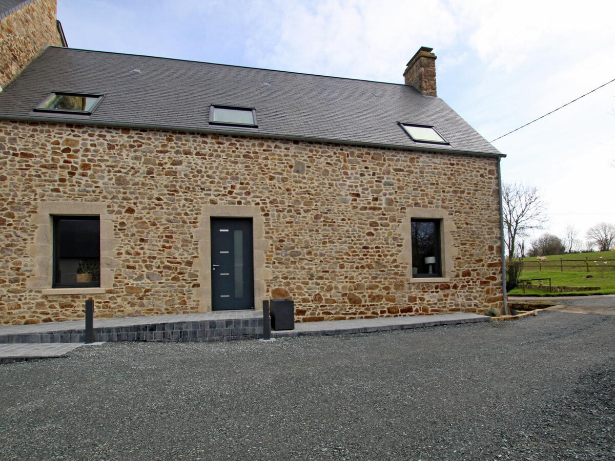 Gîte avec Piscine Privée, Spa et Jardin à Lessay - Photo 19