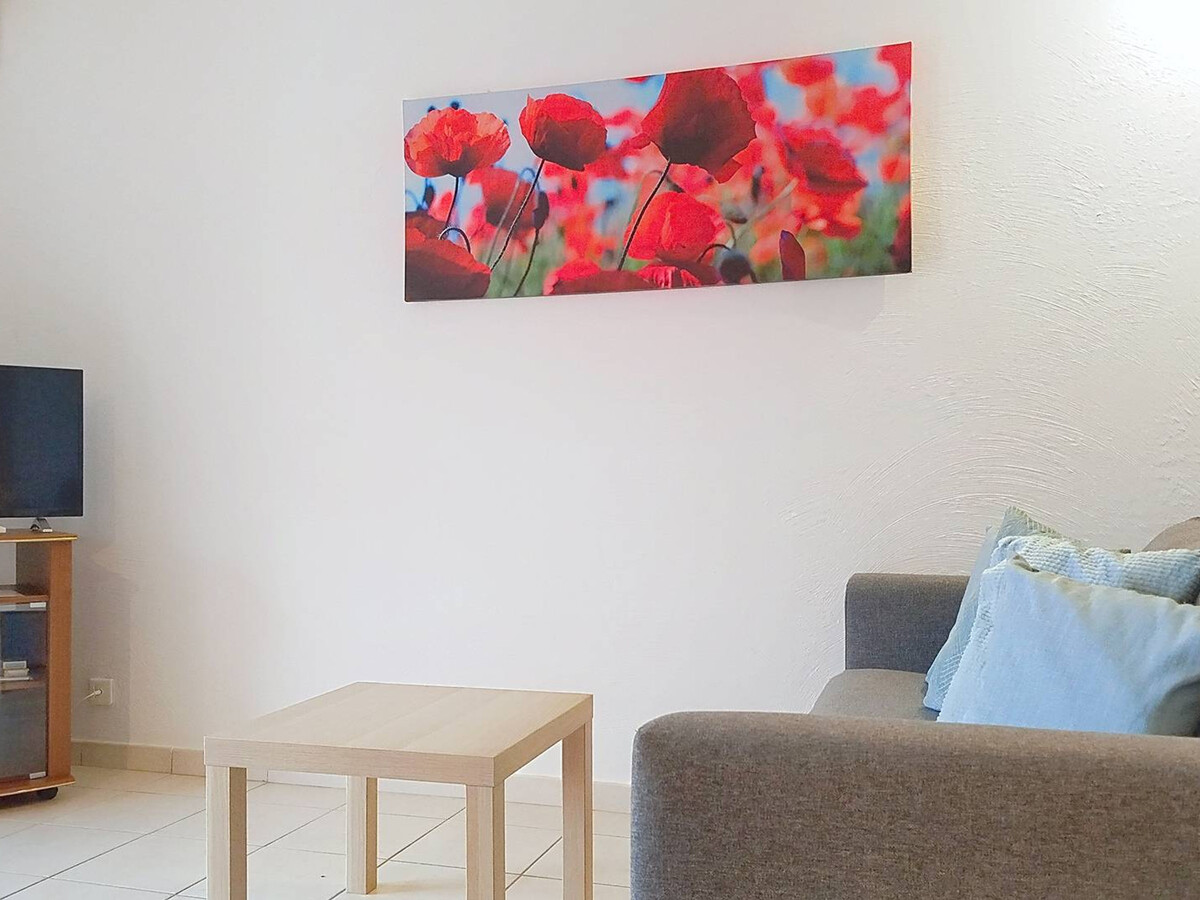 T2 climatisé 30m² à Bormes avec loggia et parking - Photo 2