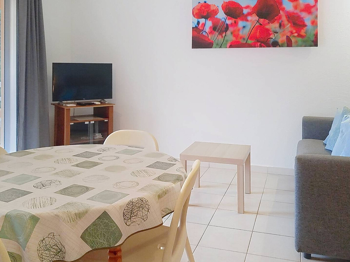 T2 climatisé 30m² à Bormes avec loggia et parking - Photo 3