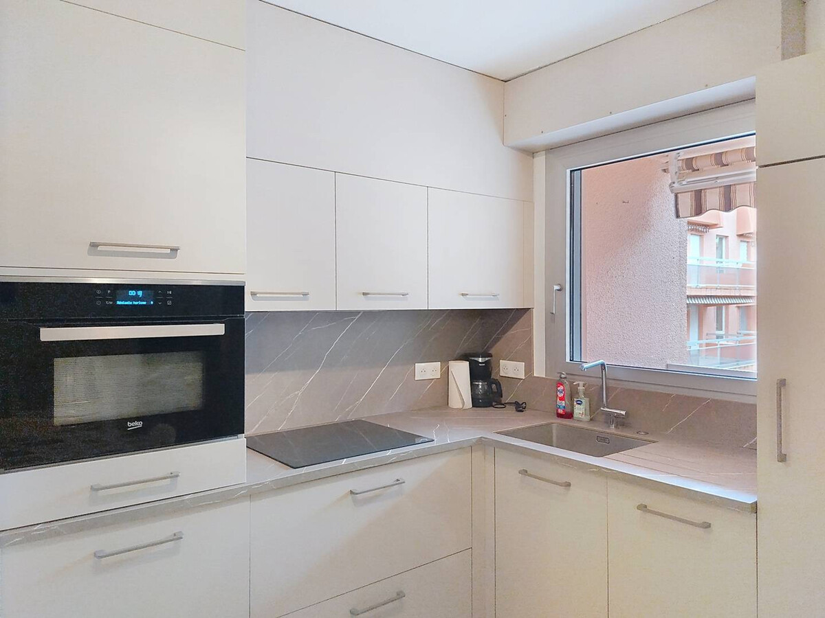 T2 climatisé 30m² à Bormes avec loggia et parking - Photo 6