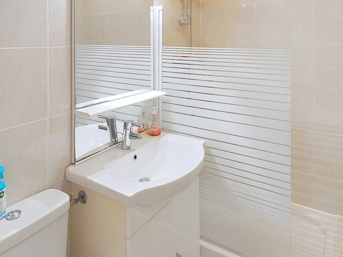 T2 climatisé 30m² à Bormes avec loggia et parking - Photo 10