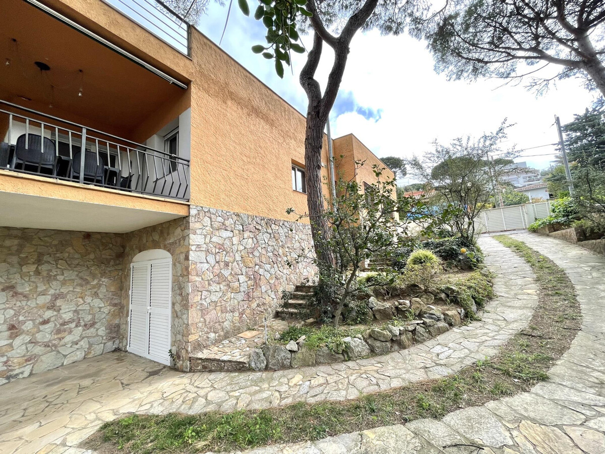 Villa 6 personnes, jardin 660m² à Begur - Photo 9