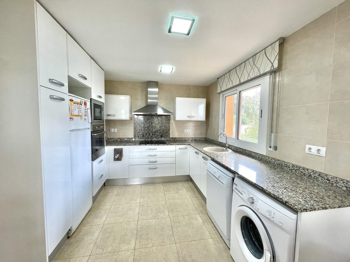 Villa 6 personnes, jardin 660m² à Begur - Photo 13