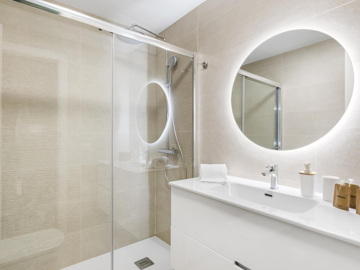 Appartement Playa La Nea, 3 chambres avec vue océan et parking gratuit - Photo 12