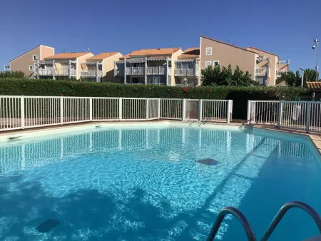 Location appartement à Palavas les Flots, Charmant F3 Mezzanine avec Piscine, Clim, Proche Plage et Centre - 4 Pers.