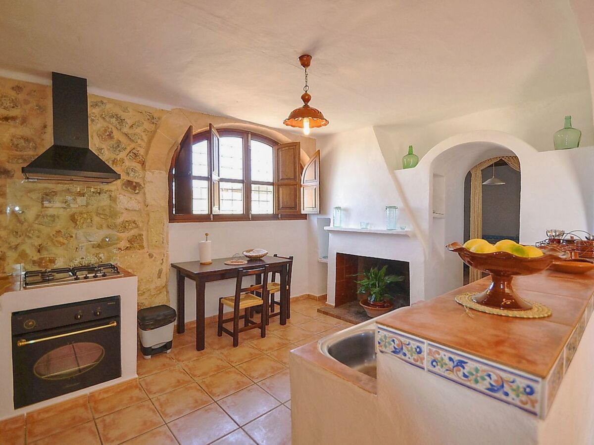 Maison Albadallet – 300 m², piscine et vue montagne à Vilafranca - Photo 4