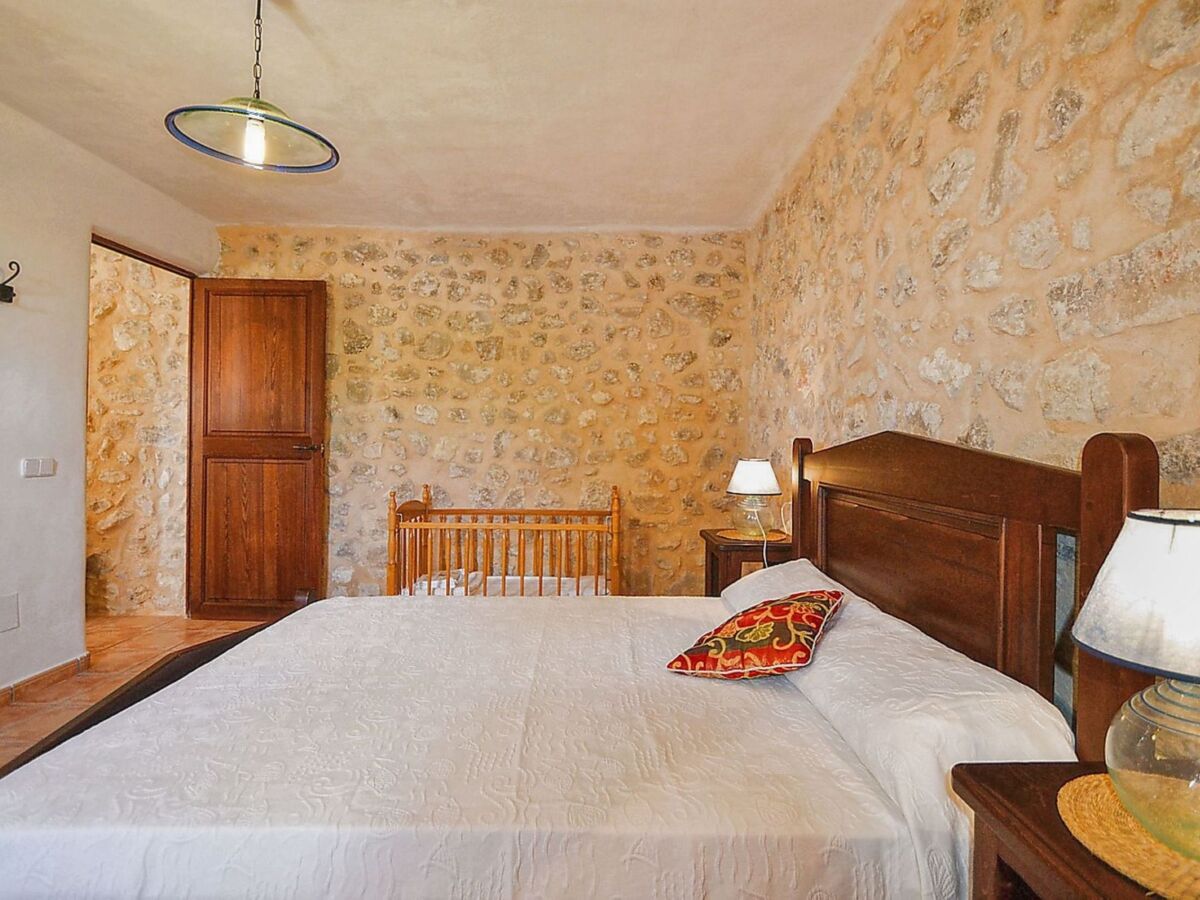 Maison Albadallet – 300 m², piscine et vue montagne à Vilafranca - Photo 13