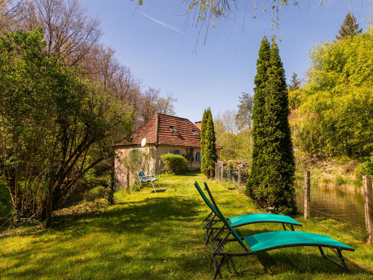 Maison Roucan, ancien moulin au bord du ruisseau - Photo 1
