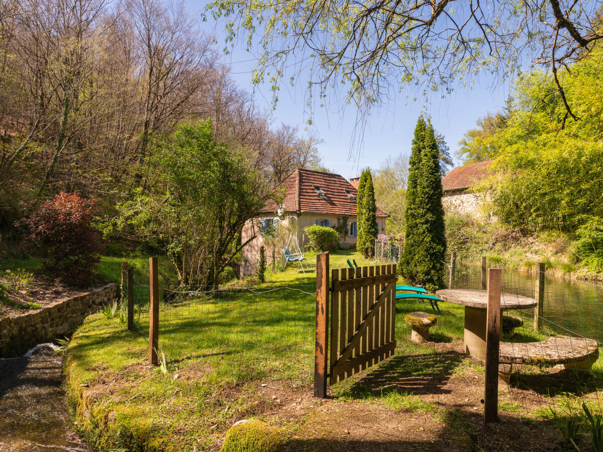 Maison Roucan, ancien moulin au bord du ruisseau - Photo 3