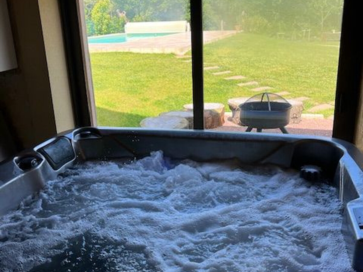 Les Pommiers de Tante Adélie – Gîte 6 chambres piscine spa - Photo 4