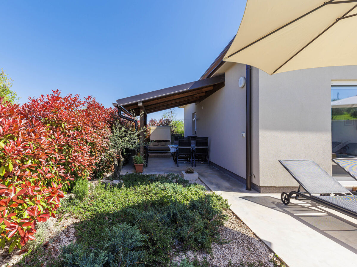 Maison Eja avec piscine privée à Buje - Photo 32